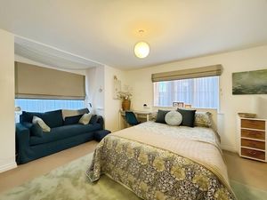 Photo 10- click for photo gallery